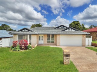Fully renovated family home in a family-friendly location
